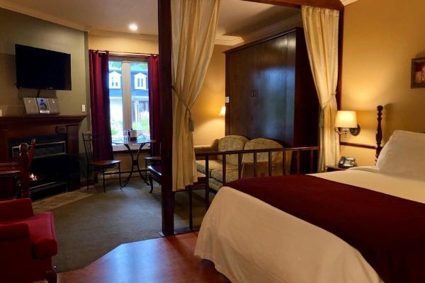 Relais St-Denis (Saint-Sauveur)